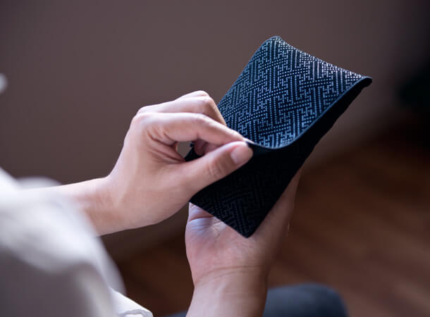 SGI Soka Gakkai Juzu Buddhist beads pouch Height 16㎝x width 10 ㎝ Black suede