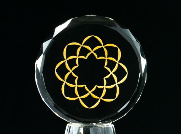 SGI Soka Gakkai Logo Bottles Crystal Glass Height 14㎝ 2Set
