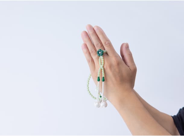 SGI  Soka Gakkai  Prayer beads【S】 size  Abs resin Green Flower